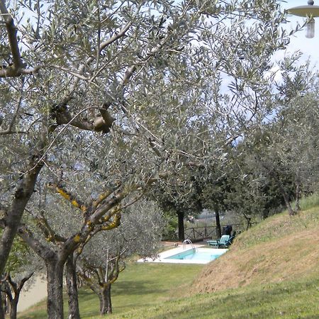 Hostal Il Poggio Delle Ginestre Torgiano Exterior foto