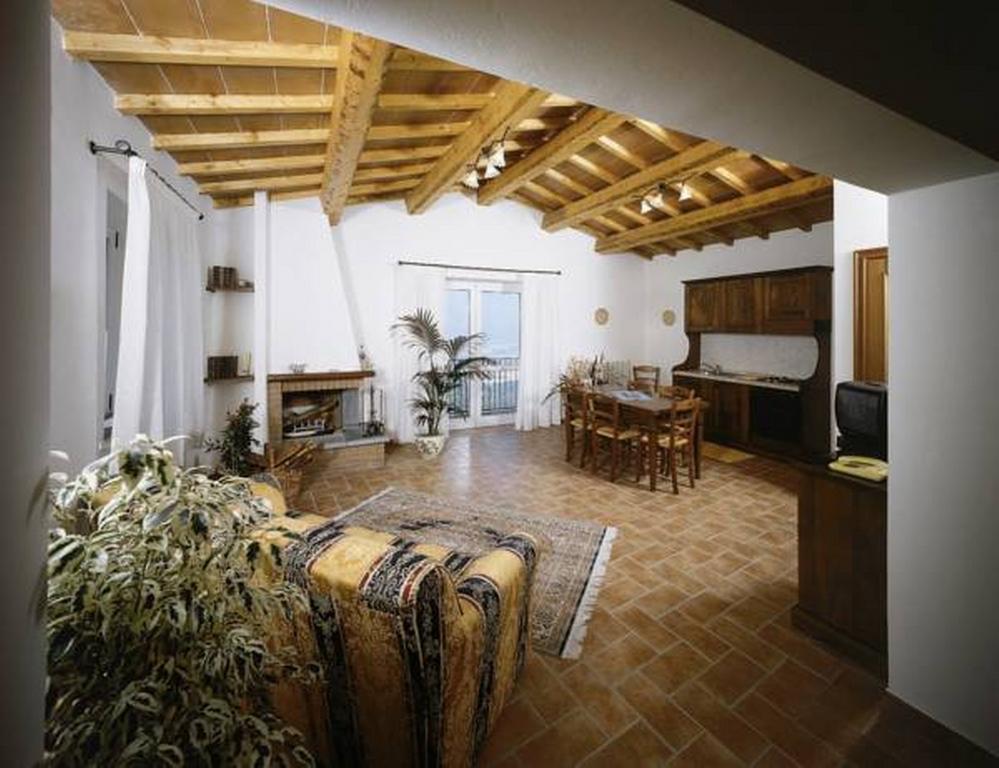 Hostal Il Poggio Delle Ginestre Torgiano Exterior foto