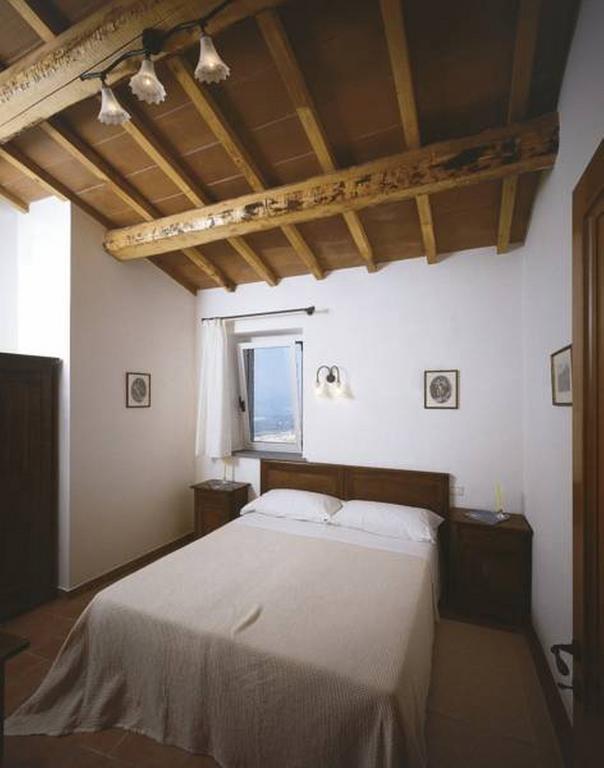 Hostal Il Poggio Delle Ginestre Torgiano Exterior foto