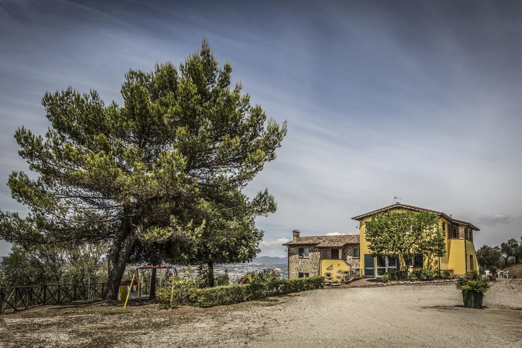 Hostal Il Poggio Delle Ginestre Torgiano Exterior foto